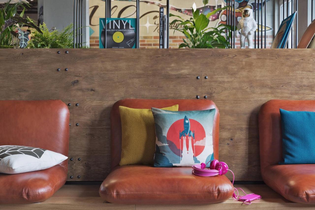 Moxy Berlin Humboldthain Park Exterior foto
