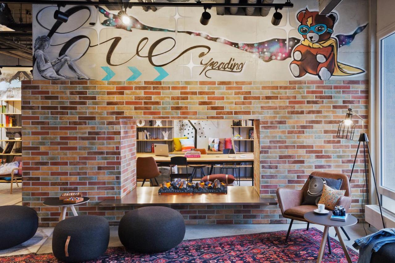 Moxy Berlin Humboldthain Park Exterior foto