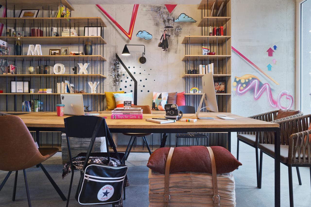 Moxy Berlin Humboldthain Park Exterior foto